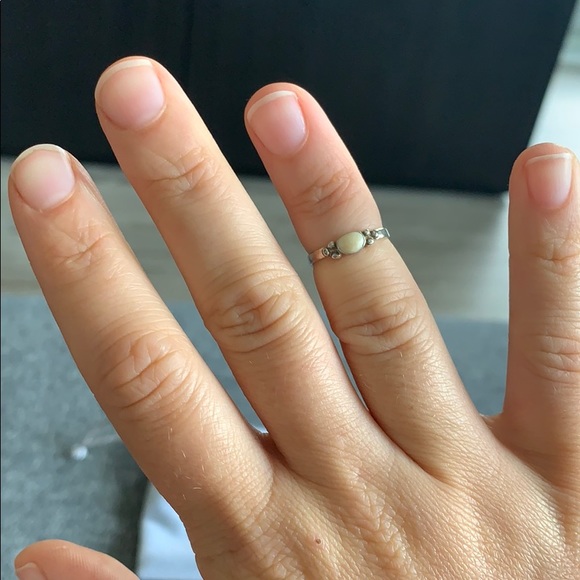 Silver midi ring - Picture 2 of 3